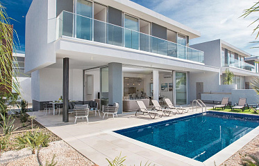 TOP-7 Apartments and Villas in Famagusta for Permanent Residence Program in Cyprus
